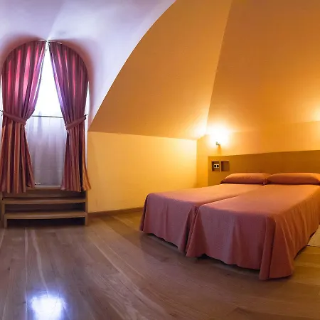 מלון La Estacion De 3*